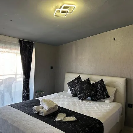Asrin Gold Aparthotel